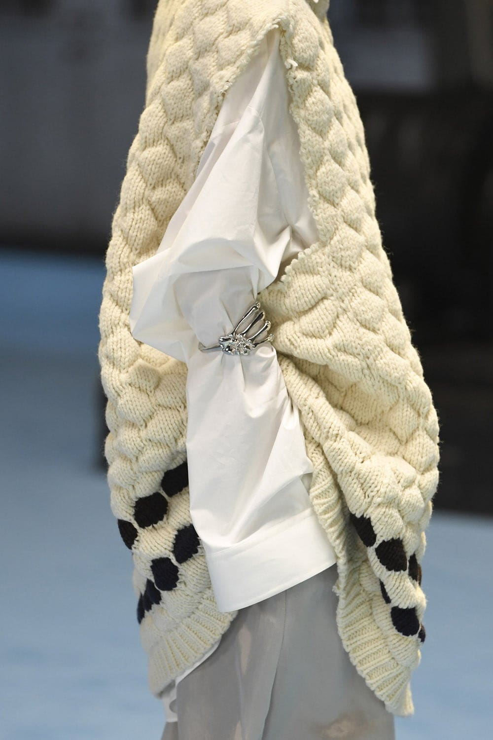 Raf Simons Automne Hiver 2021-2022 Milan by RUNWAY MAGAZINE