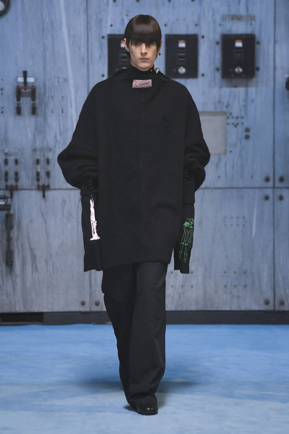 Raf Simons Automne Hiver 2021-2022 Milan by RUNWAY MAGAZINE