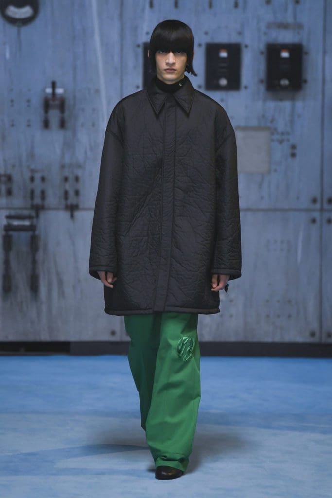 Raf Simons Fall Winter 2021-2022 Milan by RUNWAY MAGAZINE
