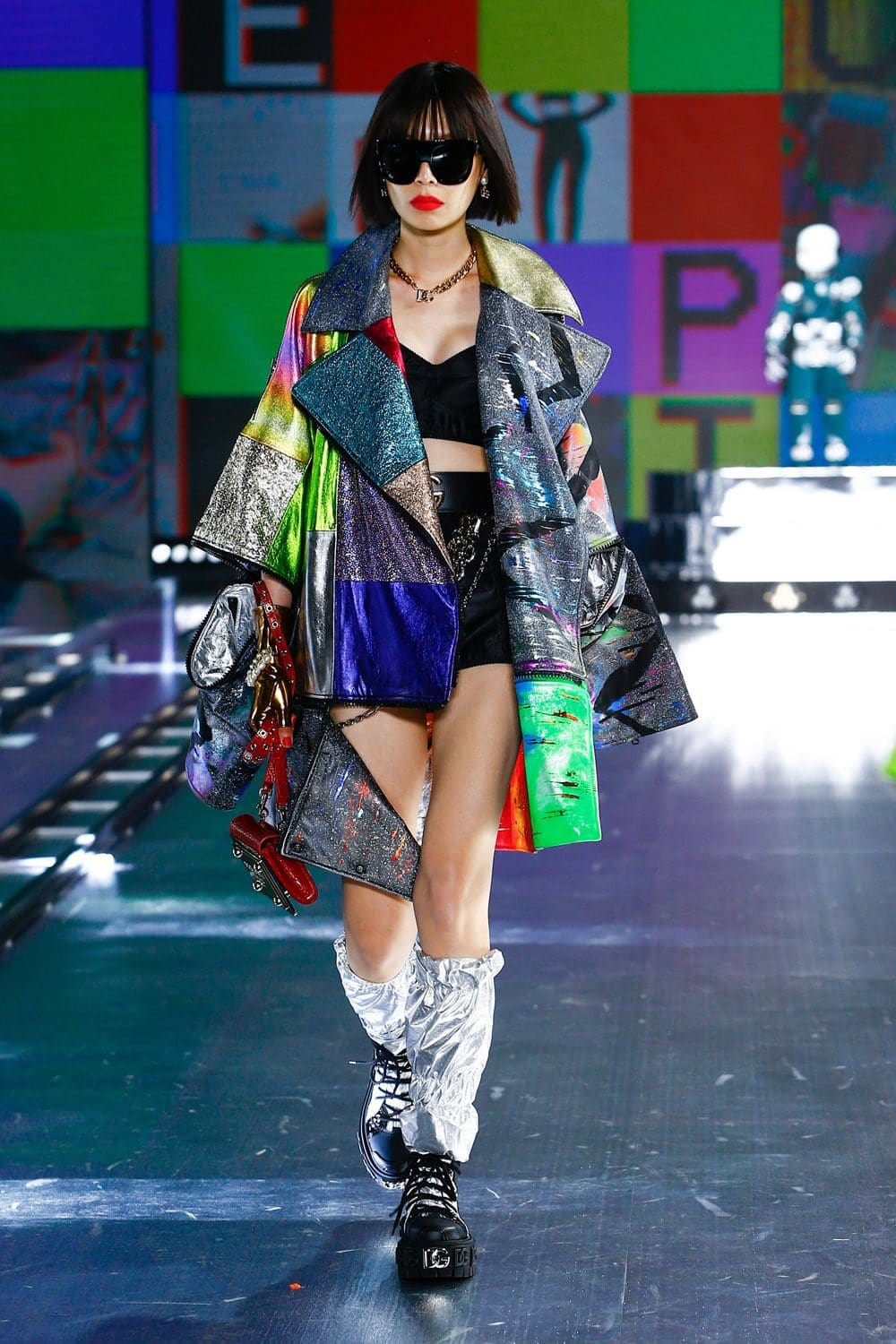 Dolce Gabbana Automne Hiver 2021-2022 par RUNWAY MAGAZINE