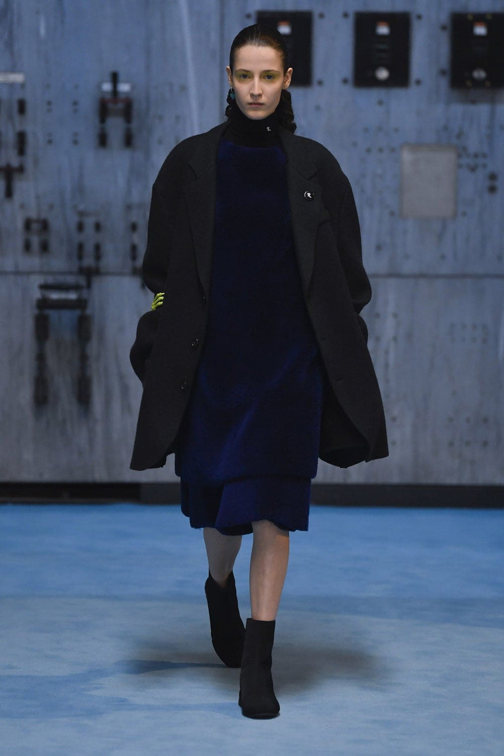 Raf Simons Automne Hiver 2021-2022 Milan by RUNWAY MAGAZINE