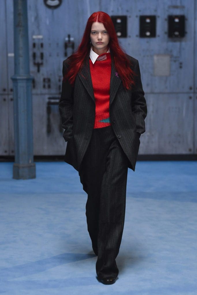 Raf Simons Fall Winter 2021-2022 Milan by RUNWAY MAGAZINE