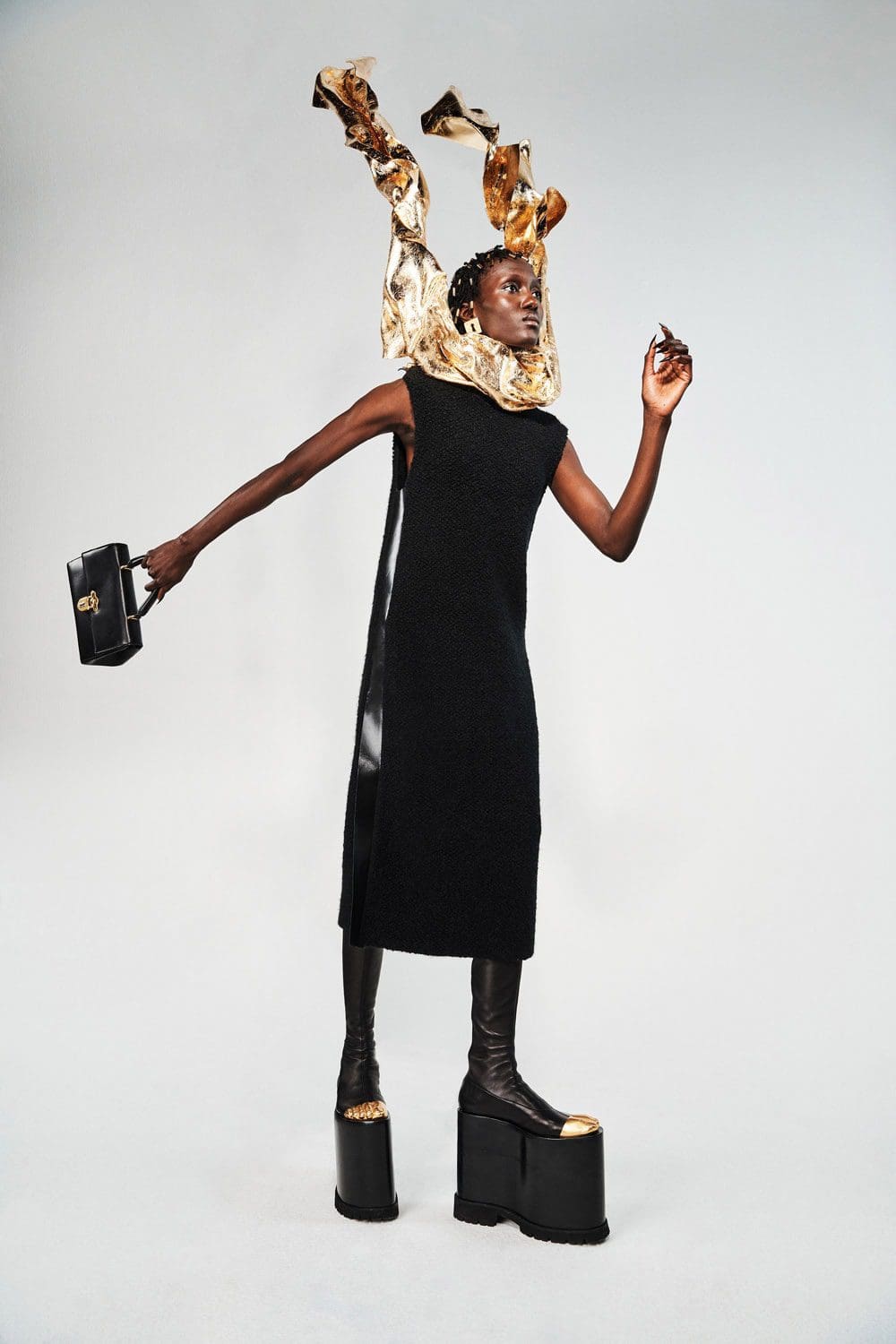 Schiaparelli Herbst Winter 2021-2022 von RUNWAY MAGAZIN