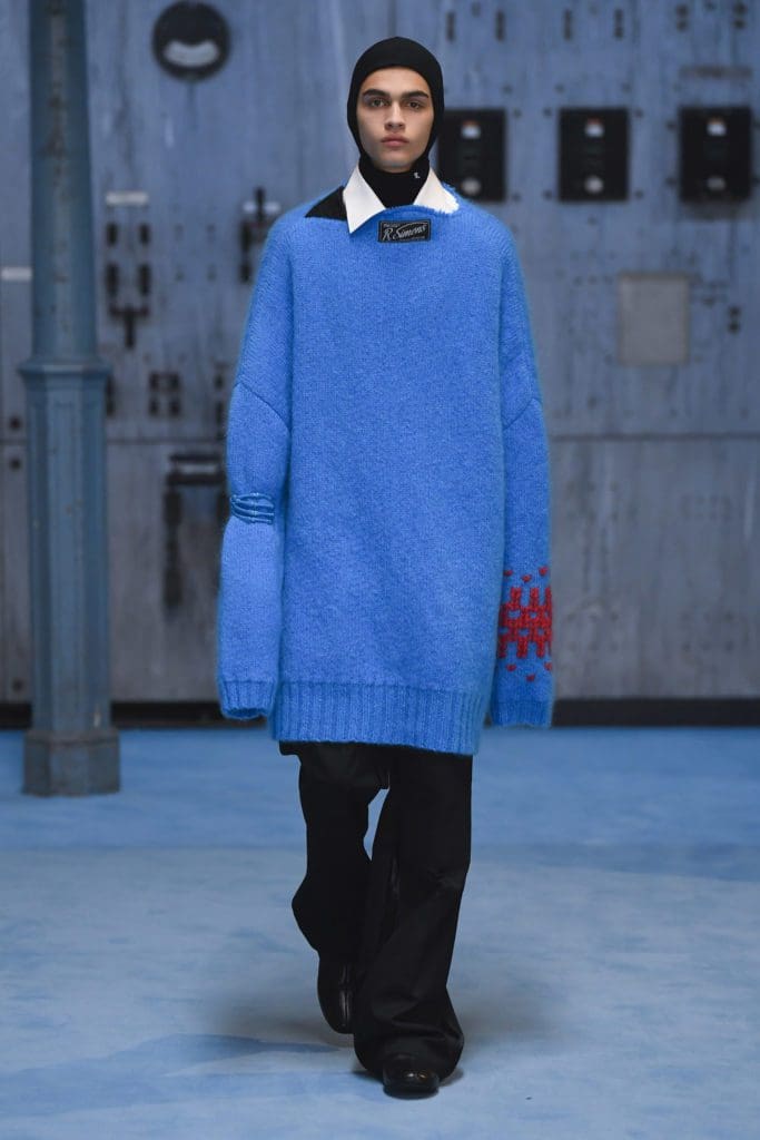 Raf Simons Fall Winter 2021-2022 Milan by RUNWAY MAGAZINE