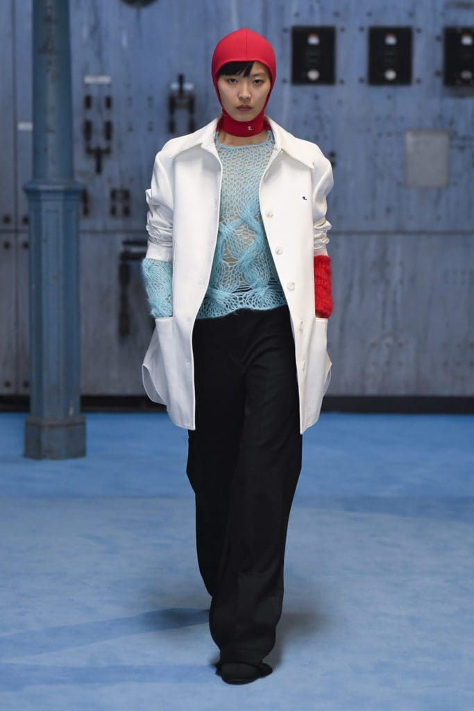 Raf Simons Fall Winter 2021-2022 Milan by RUNWAY MAGAZINE