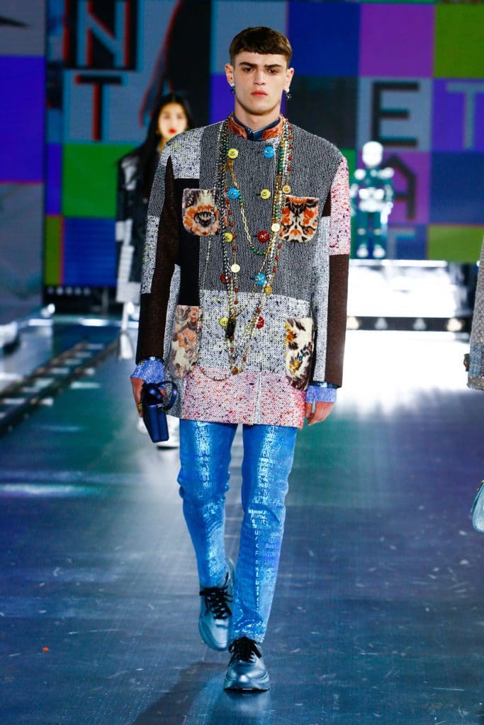 Dolce Gabbana Fall Winter 2021-2022 by RUNWAY MAGAZINE