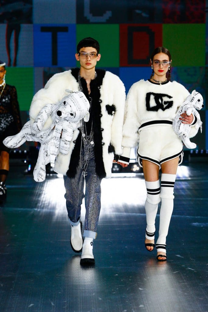 Dolce Gabbana Fall Winter 2021-2022 by RUNWAY MAGAZINE