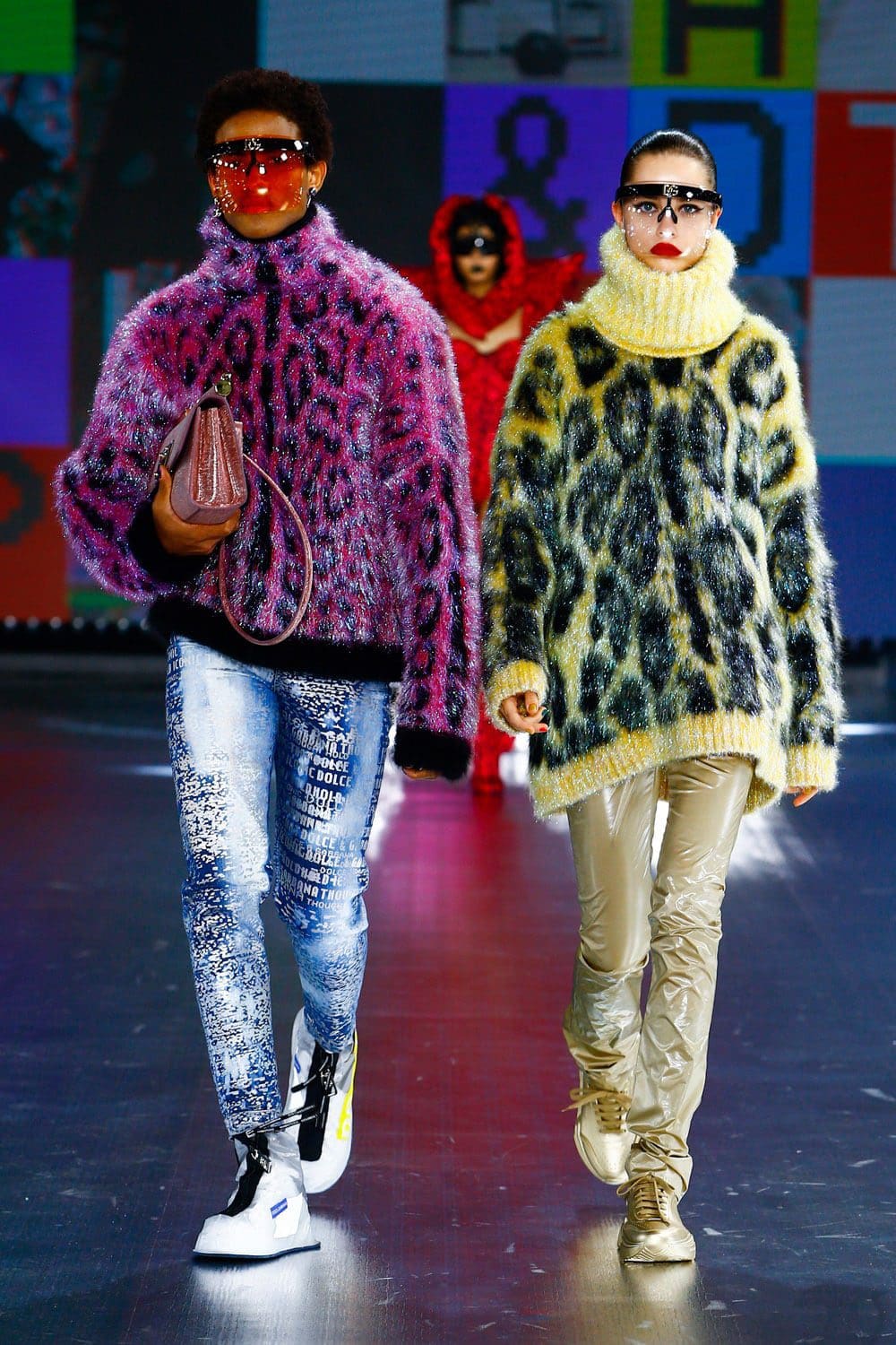 Dolce Gabbana Automne Hiver 2021-2022 par RUNWAY MAGAZINE