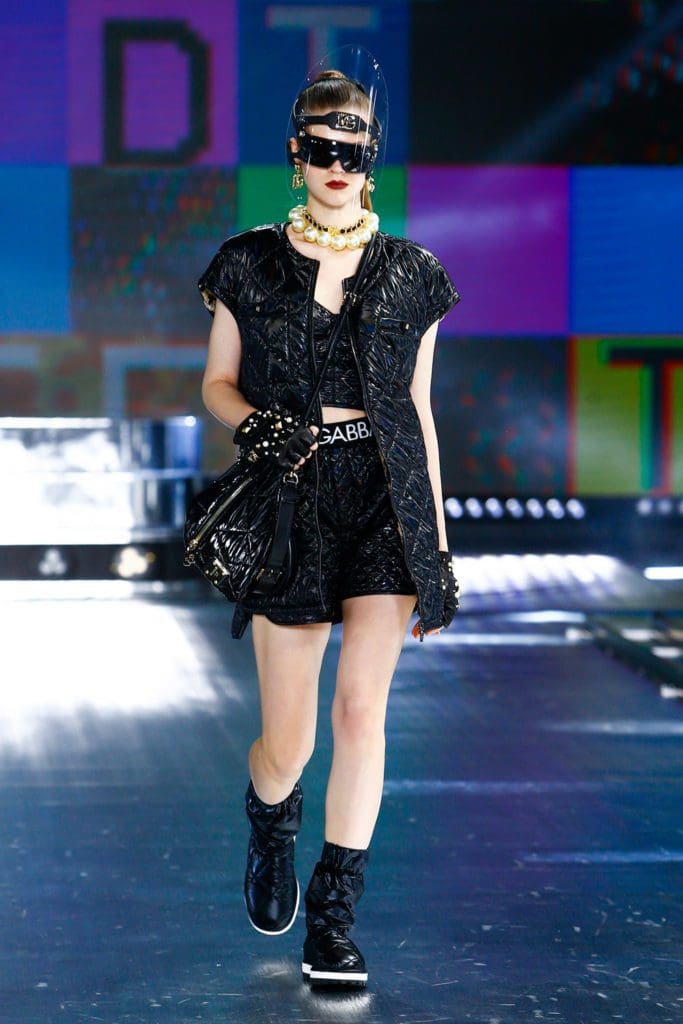 Dolce Gabbana Fall Winter 2021-2022 by RUNWAY MAGAZINE