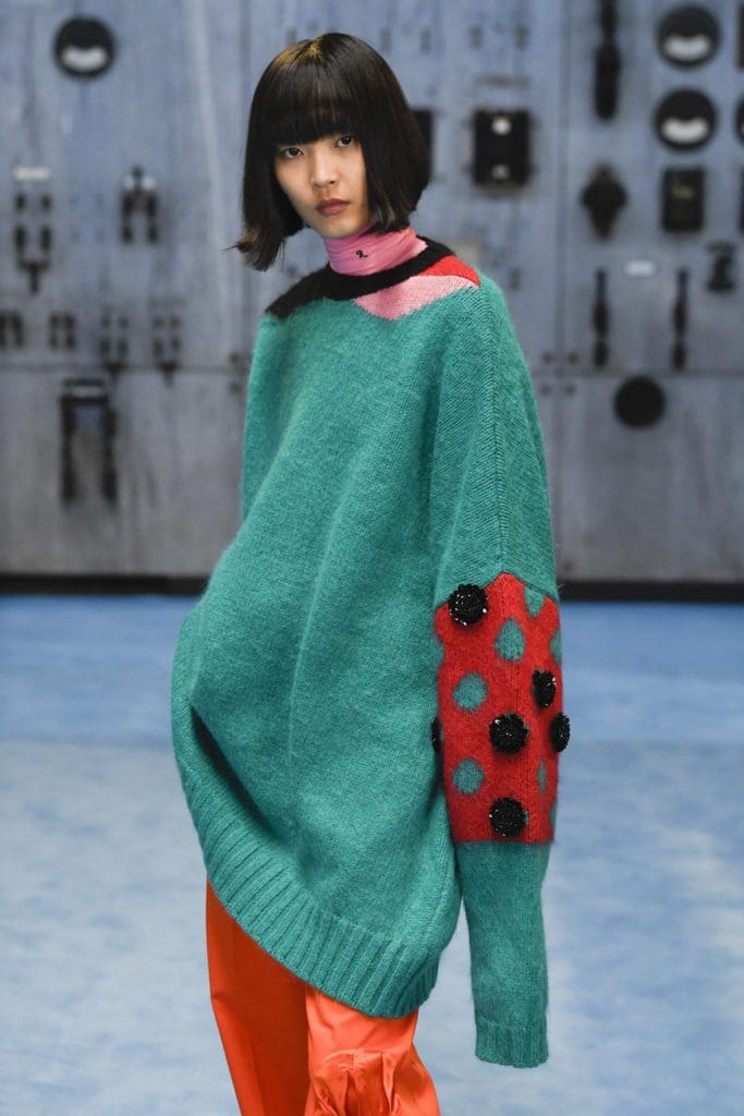 Raf Simons Fall Winter 2021-2022 Milan by RUNWAY MAGAZINE