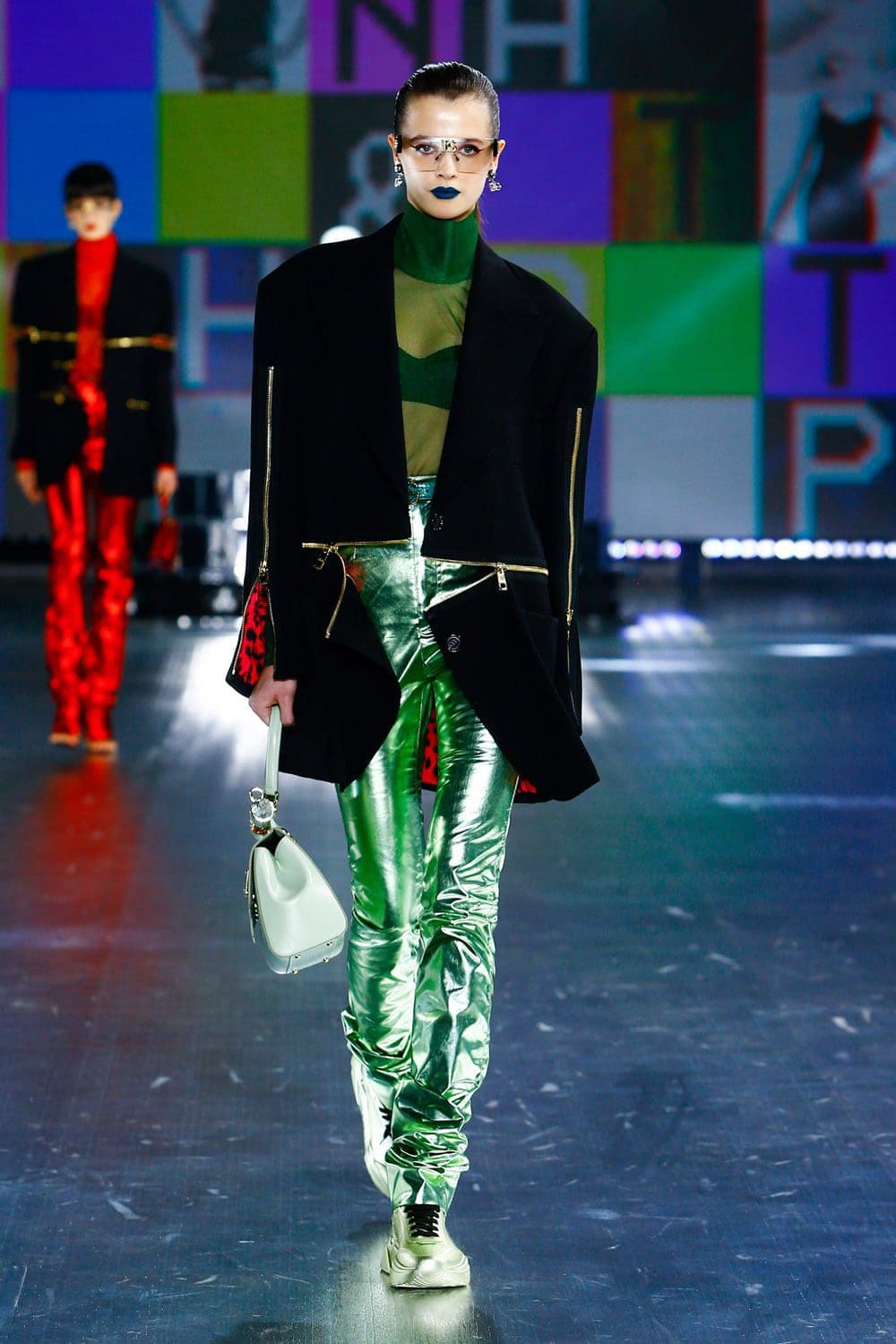 Dolce Gabbana Automne Hiver 2021-2022 par RUNWAY MAGAZINE