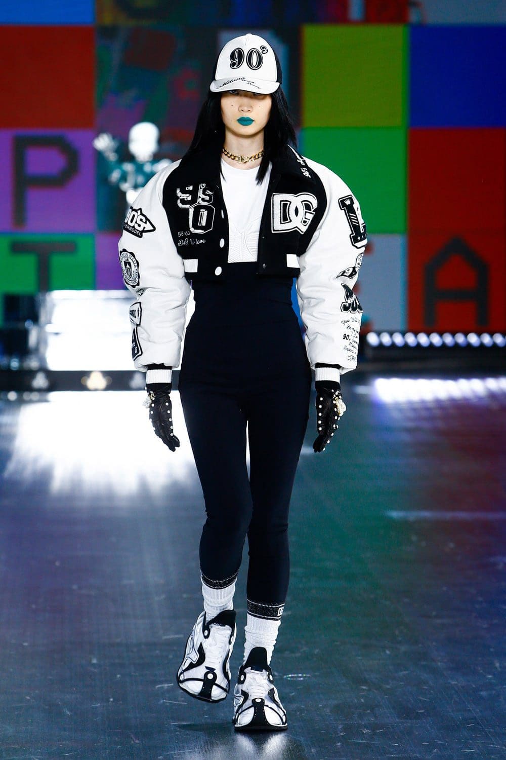 Dolce Gabbana Automne Hiver 2021-2022 par RUNWAY MAGAZINE