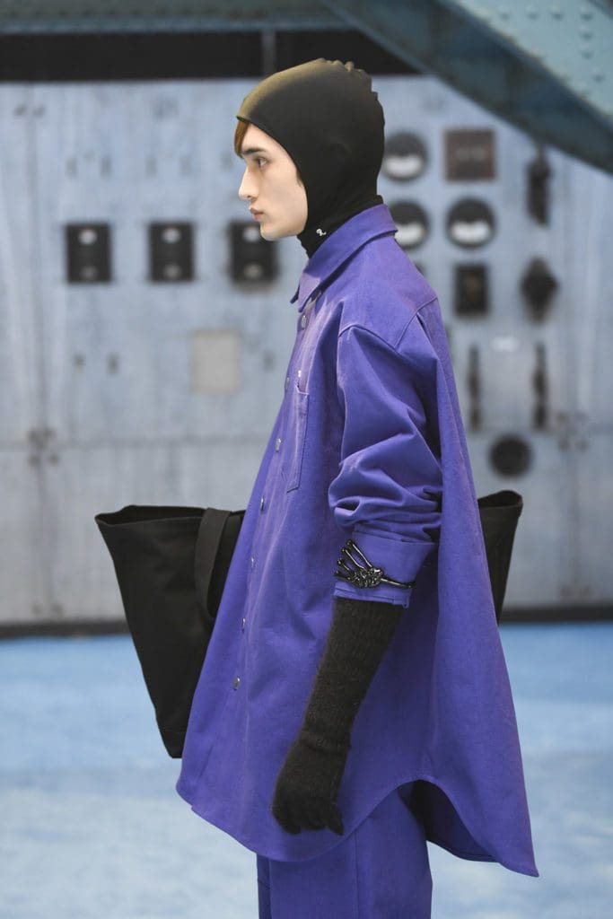 Raf Simons Fall Winter 2021-2022 Milan by RUNWAY MAGAZINE