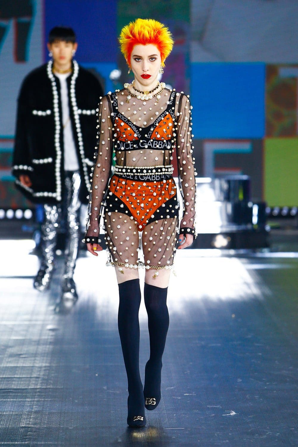 Dolce Gabbana Automne Hiver 2021-2022 par RUNWAY MAGAZINE