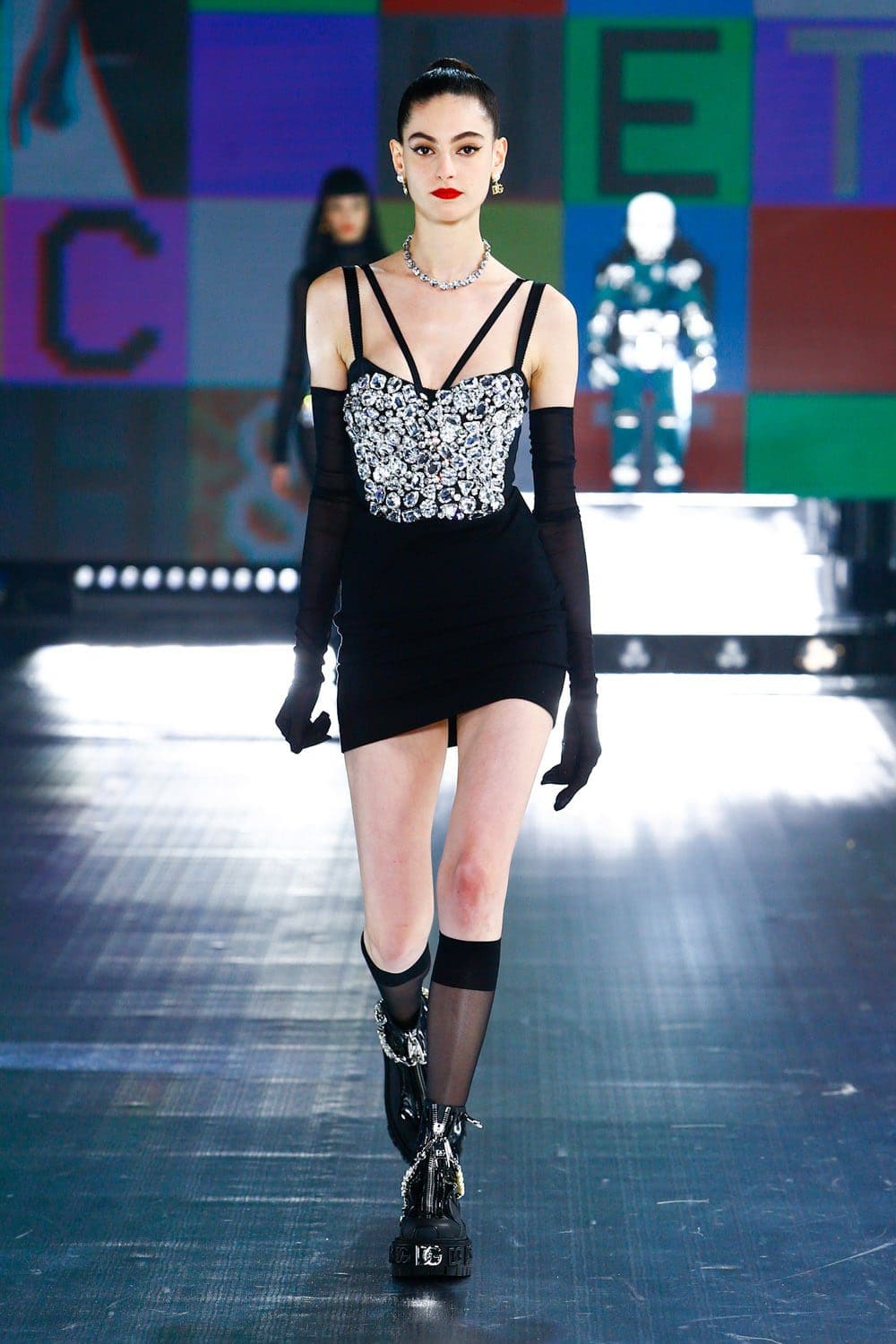 Dolce Gabbana Automne Hiver 2021-2022 par RUNWAY MAGAZINE