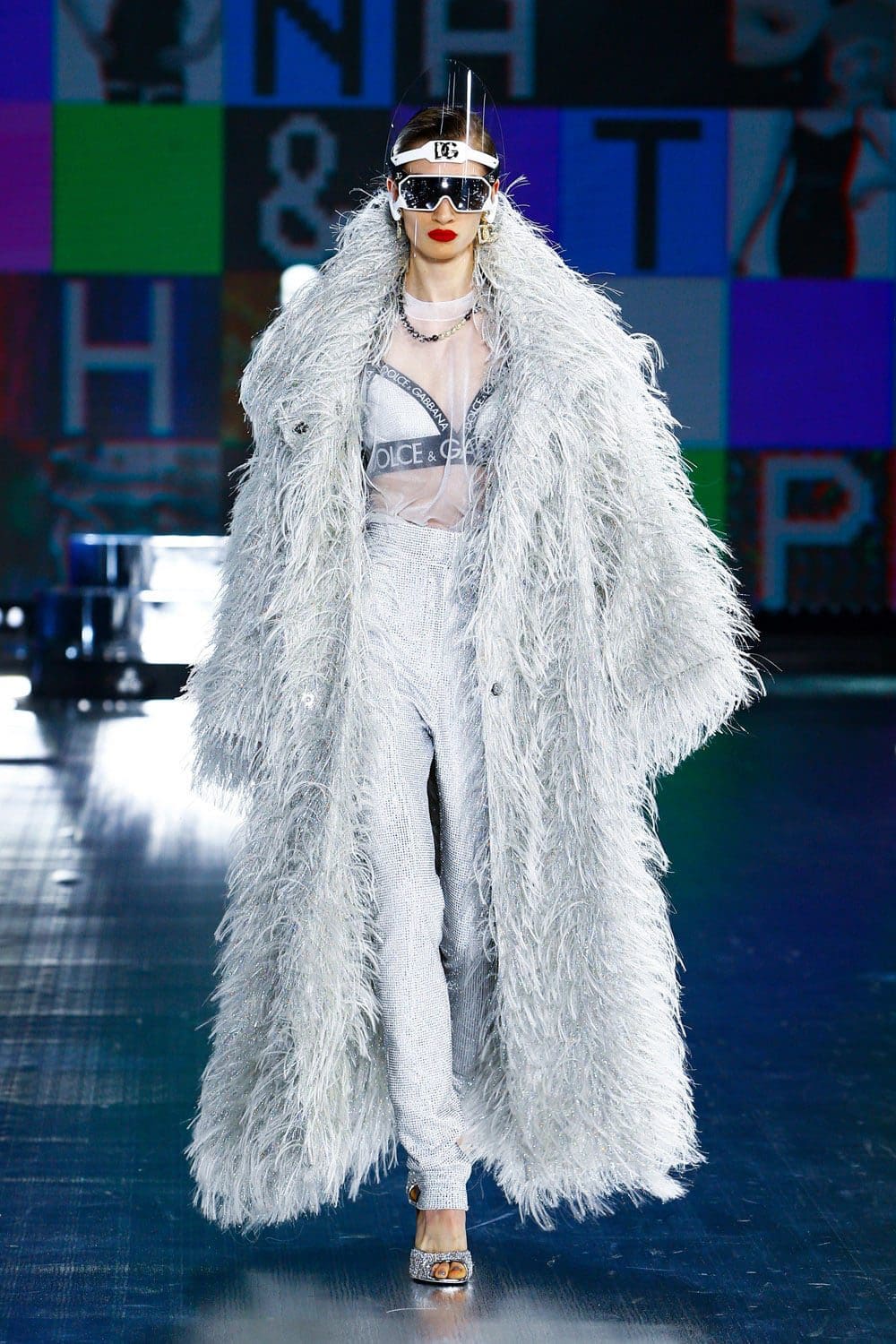Dolce Gabbana Automne Hiver 2021-2022 par RUNWAY MAGAZINE