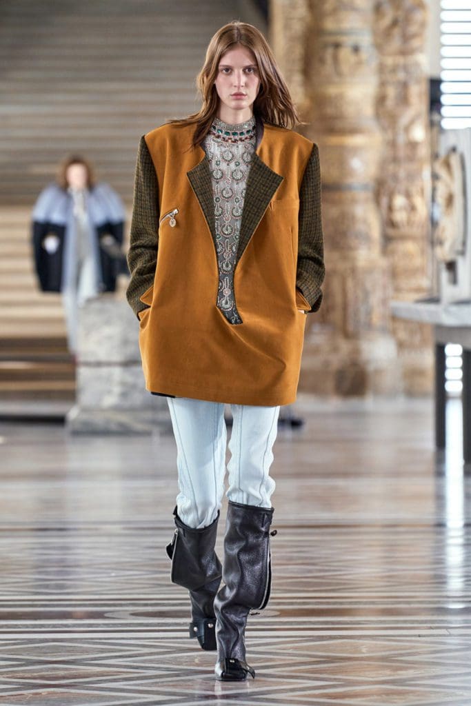 Louis Vuitton Fall Winter 2021-2022 by RUNWAY MAGAZINE