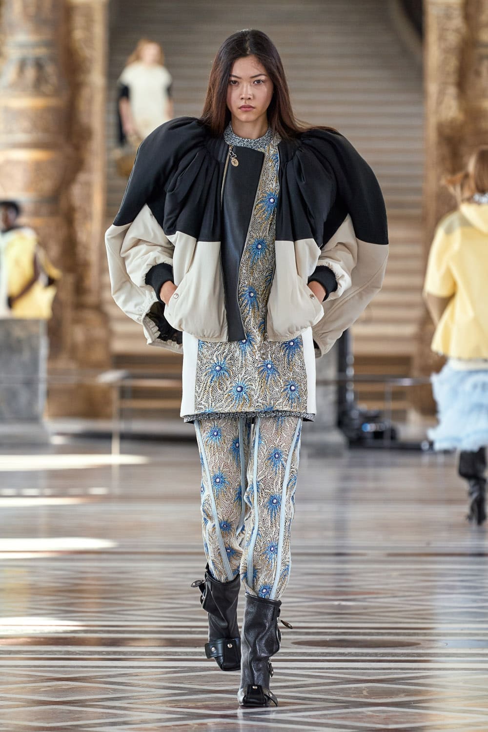 ルイヴィトン2021年から2022年秋冬 RUNWAY マガジン
