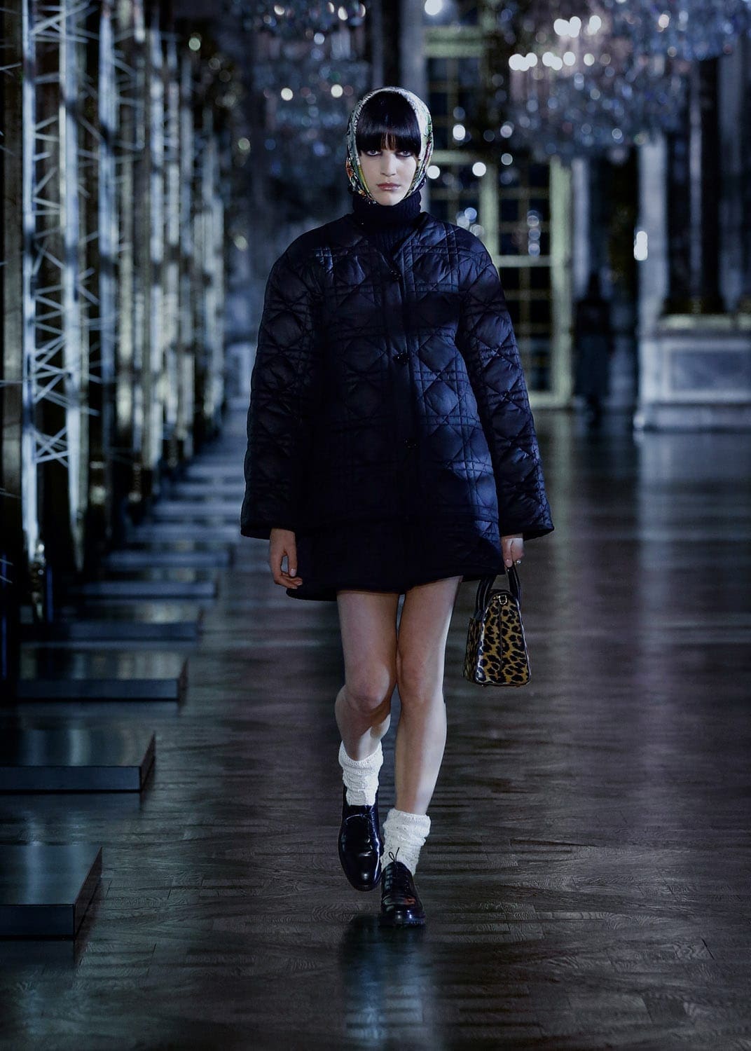 Dior秋季2021-2022通过 RUNWAY 杂志