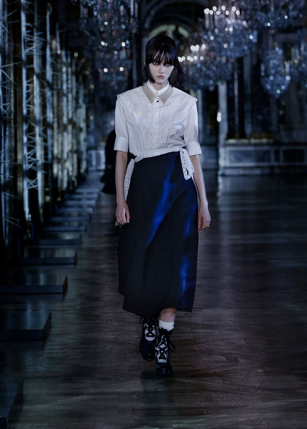Dior秋季2021-2022通过 RUNWAY 杂志