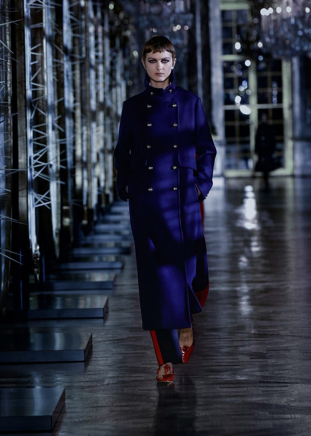 Dior秋季2021-2022通过 RUNWAY 杂志