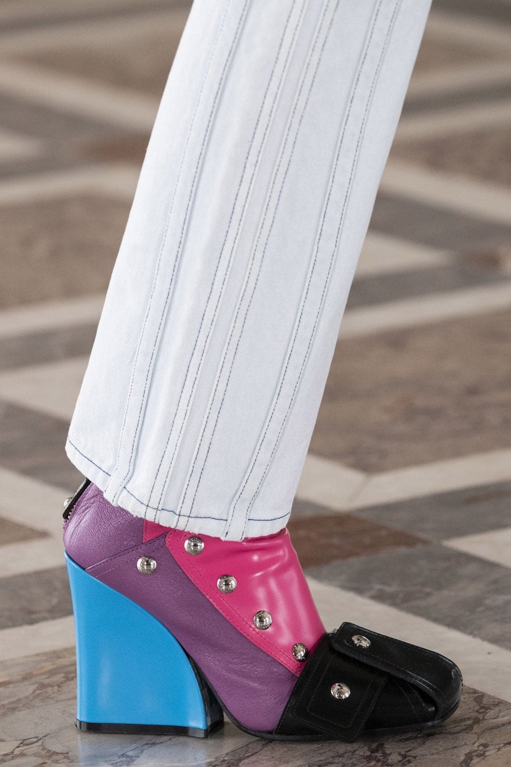 Louis Vuitton Otoño Invierno 2021-2022 -Detalles por RUNWAY REVISTA