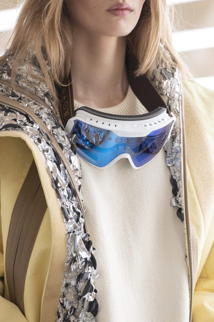 Louis Vuitton Fall Winter 2021-2022 -Details by RUNWAY MAGAZINE