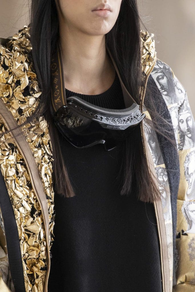 Louis Vuitton Fall Winter 2021-2022 -Details by RUNWAY MAGAZINE