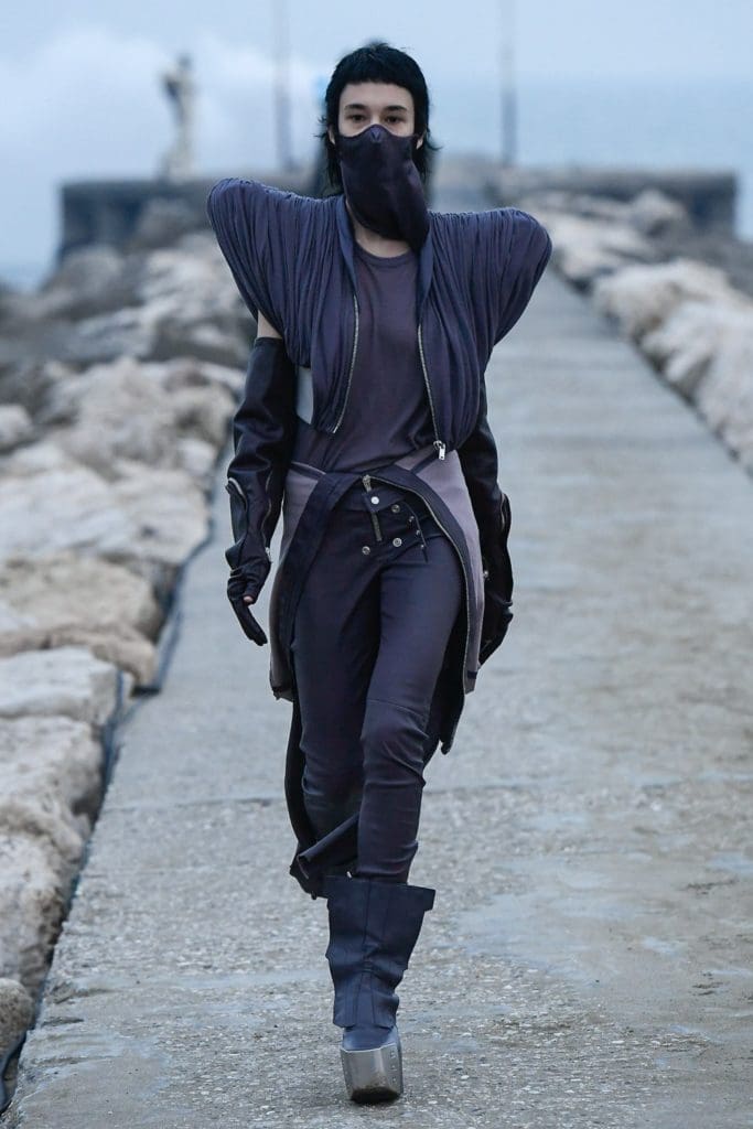 Rick Owens Fall Winter 2021-2022 by RUNWAY MAGAZINE