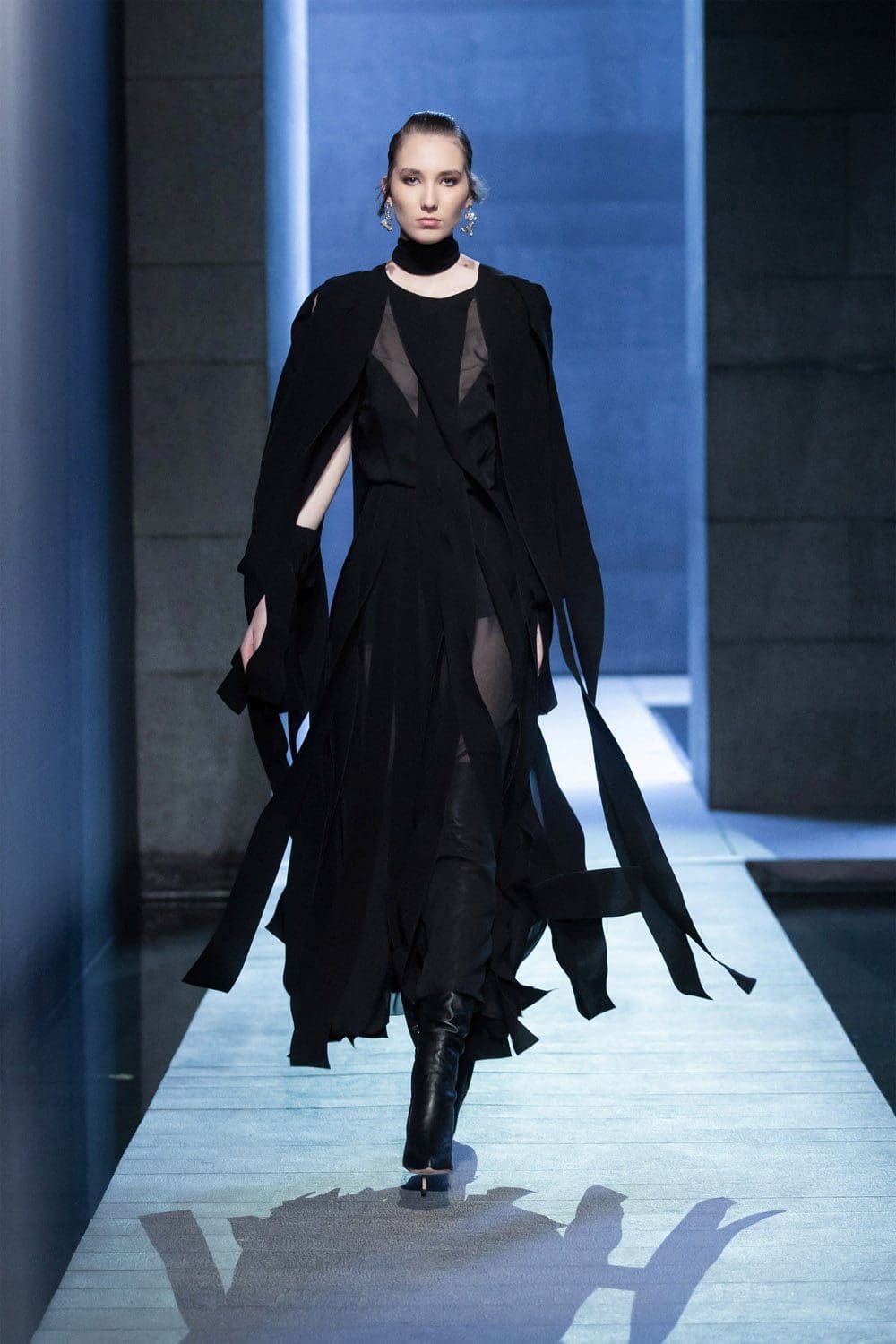 Elie Saab秋季2021-2022巴黎by RUNWAY 杂志