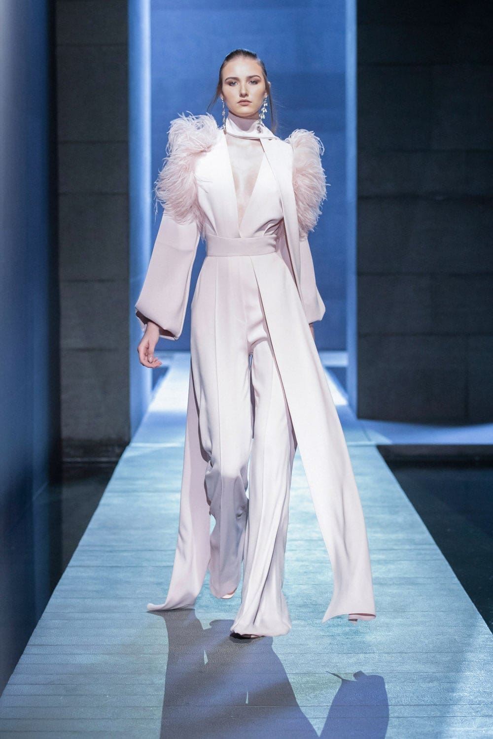 Elie Saab秋季2021-2022巴黎by RUNWAY 杂志