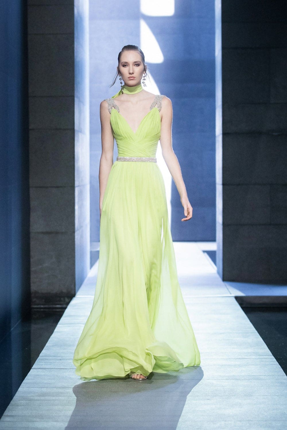 Elie Saab秋季2021-2022巴黎by RUNWAY 杂志
