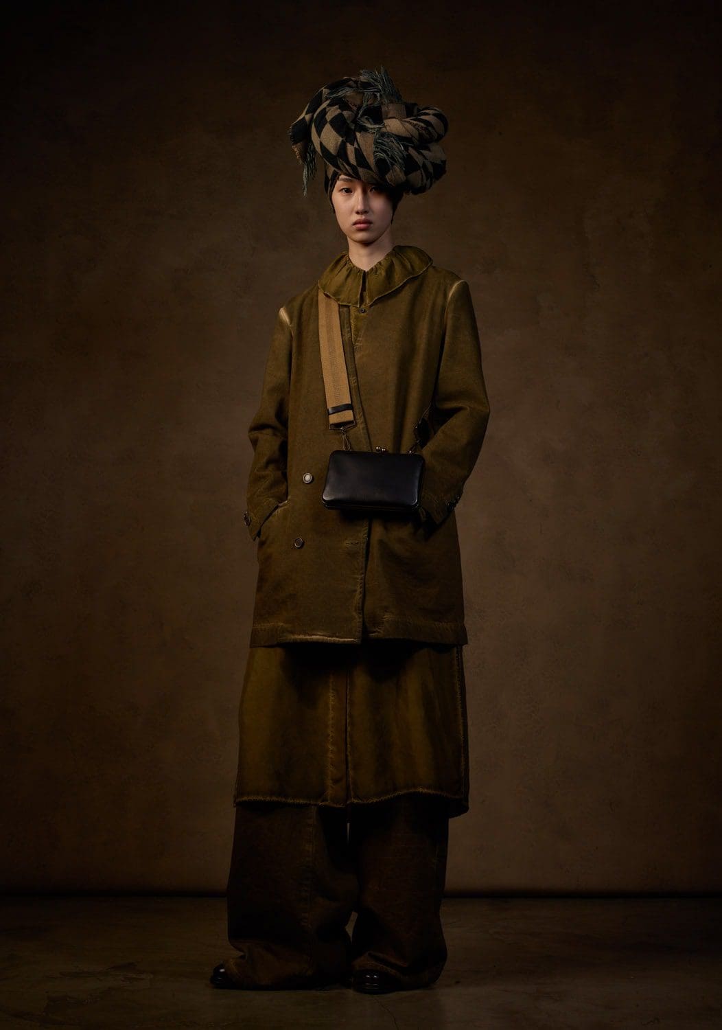 Uma Wang Fall Winter 2021-2022 Paris by RUNWAY MAGAZINE