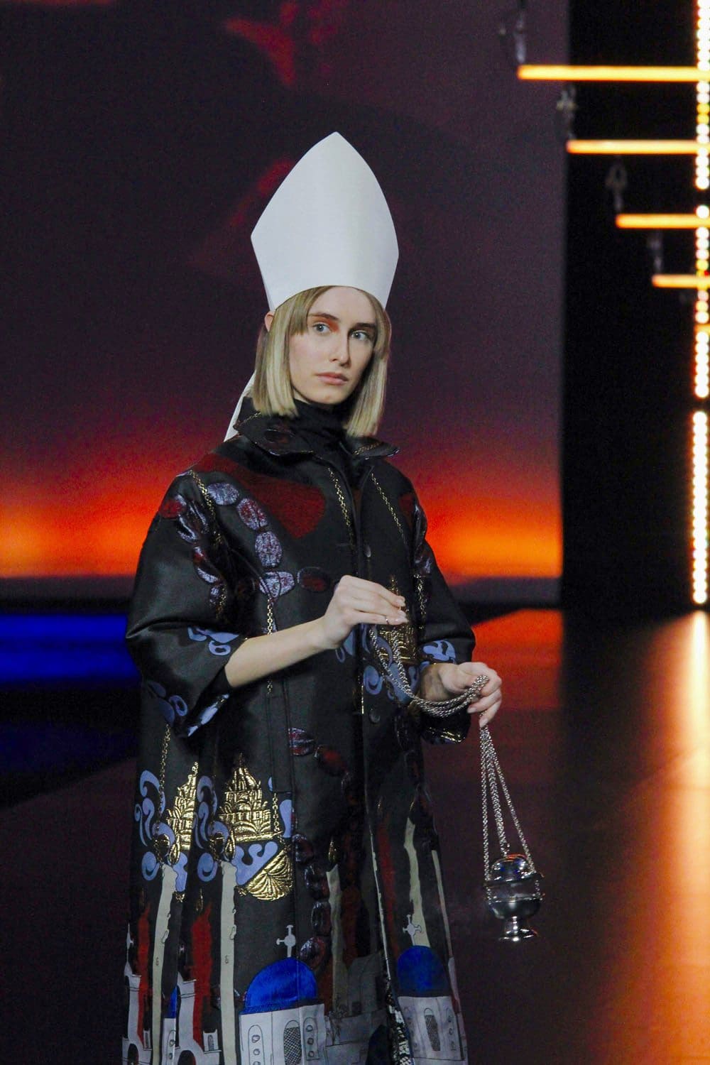 Altarome 2021 Roi du Lac Automne Hiver 2021-2022 par RUNWAY MAGAZINE