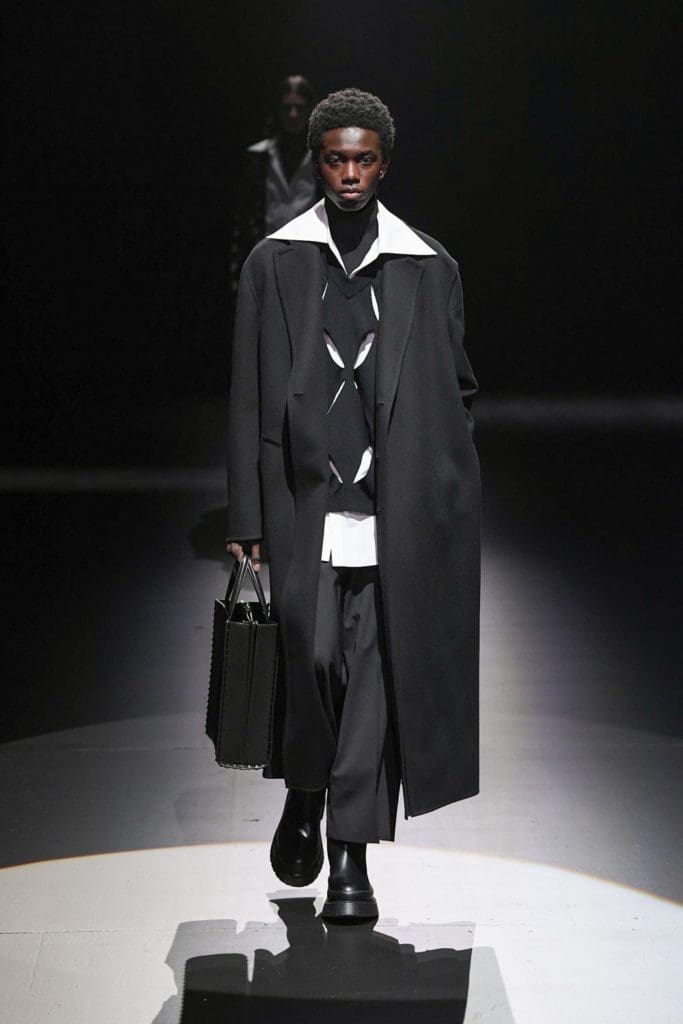 Valentino by Pierpaolo Piccioli Fall Winter 2021-2022 Milan. RUNWAY MAGAZINE