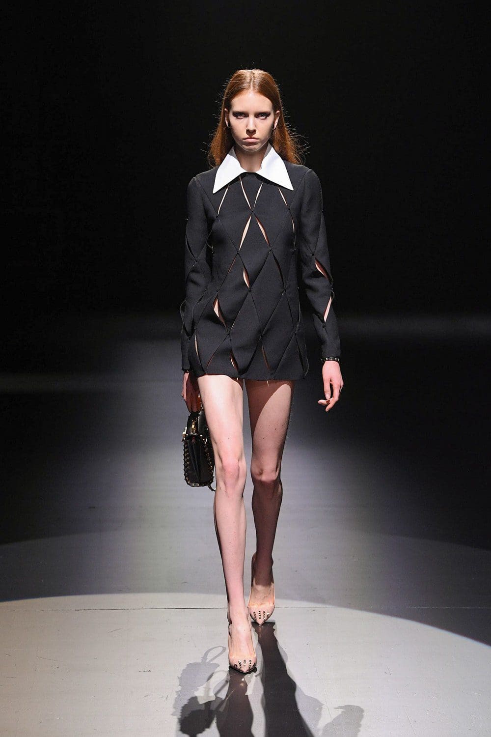 Valentino von Pierpaolo Piccioli Herbst Winter 2021-2022 Mailand. RUNWAY MAGAZIN