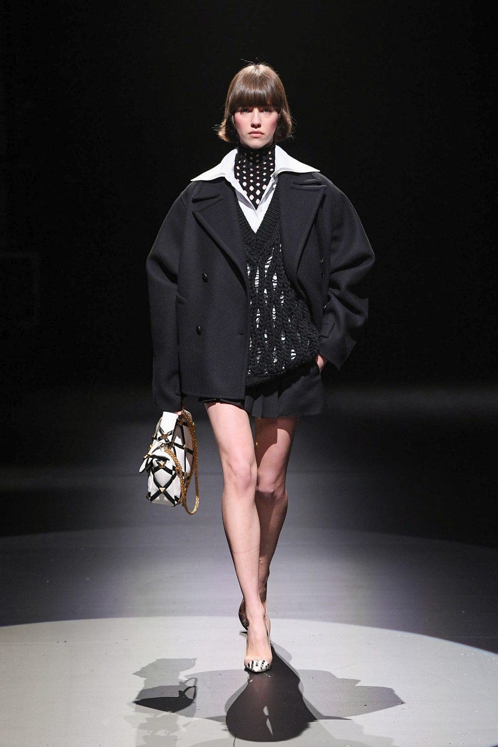 Valentino von Pierpaolo Piccioli Herbst Winter 2021-2022 Mailand. RUNWAY MAGAZIN