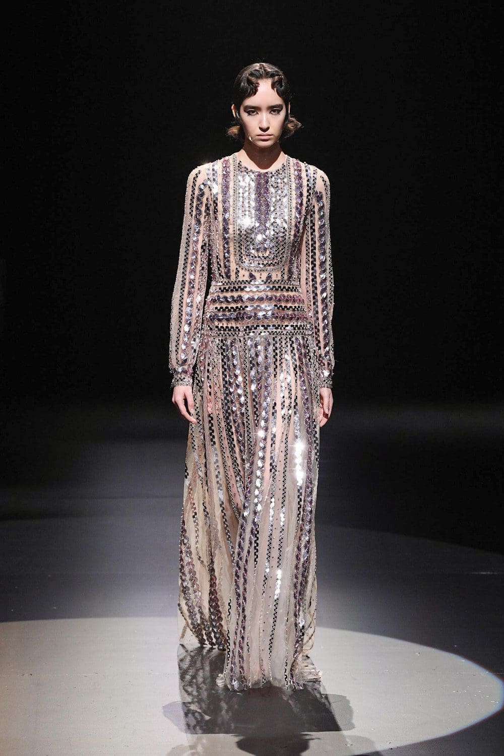 Valentino von Pierpaolo Piccioli Herbst Winter 2021-2022 Mailand. RUNWAY MAGAZIN