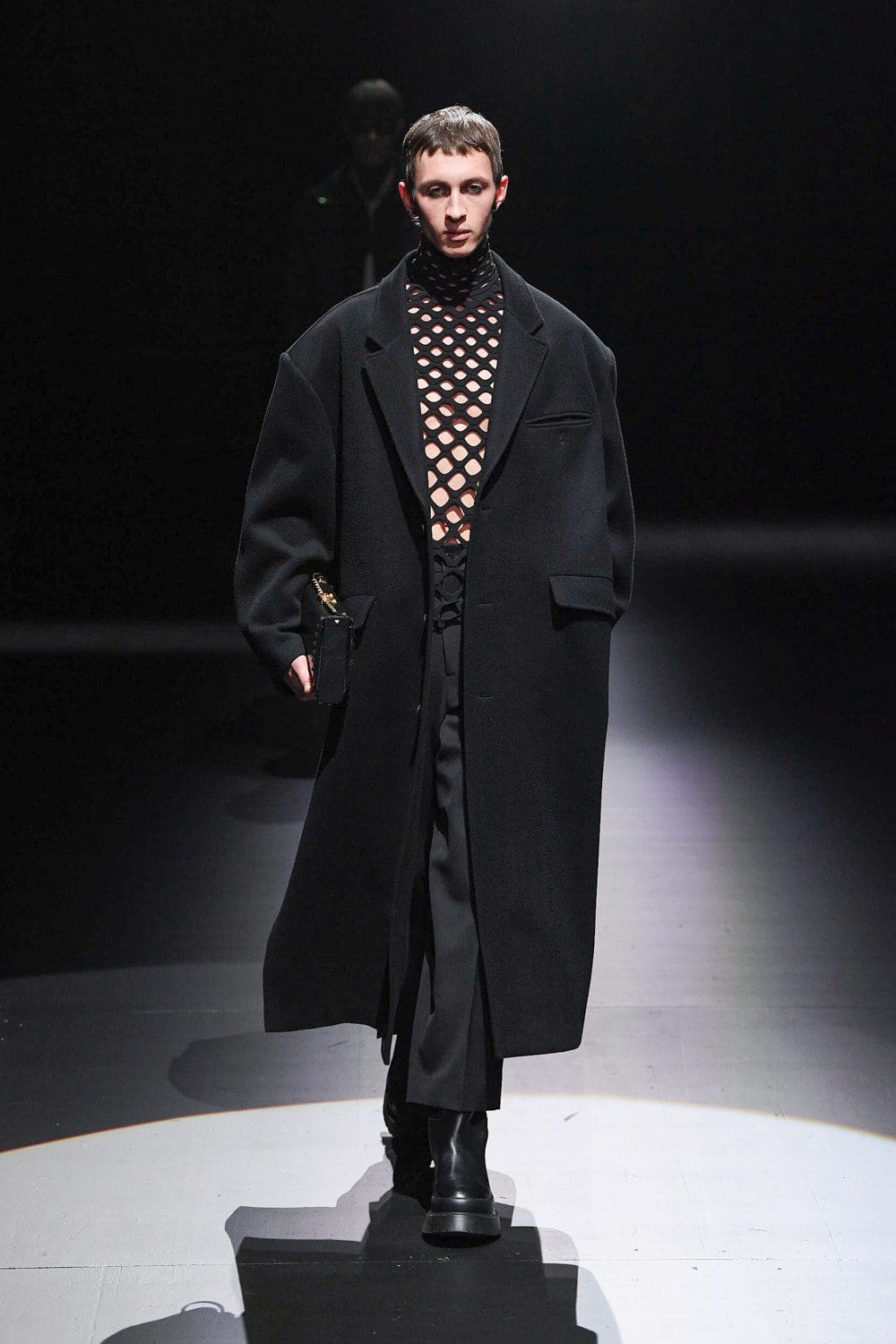 Valentino von Pierpaolo Piccioli Herbst Winter 2021-2022 Mailand. RUNWAY MAGAZIN