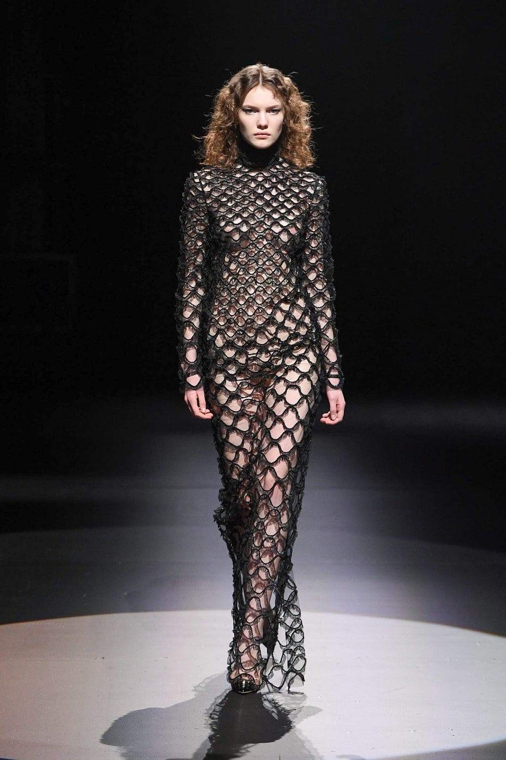 Valentino von Pierpaolo Piccioli Herbst Winter 2021-2022 Mailand. RUNWAY MAGAZIN