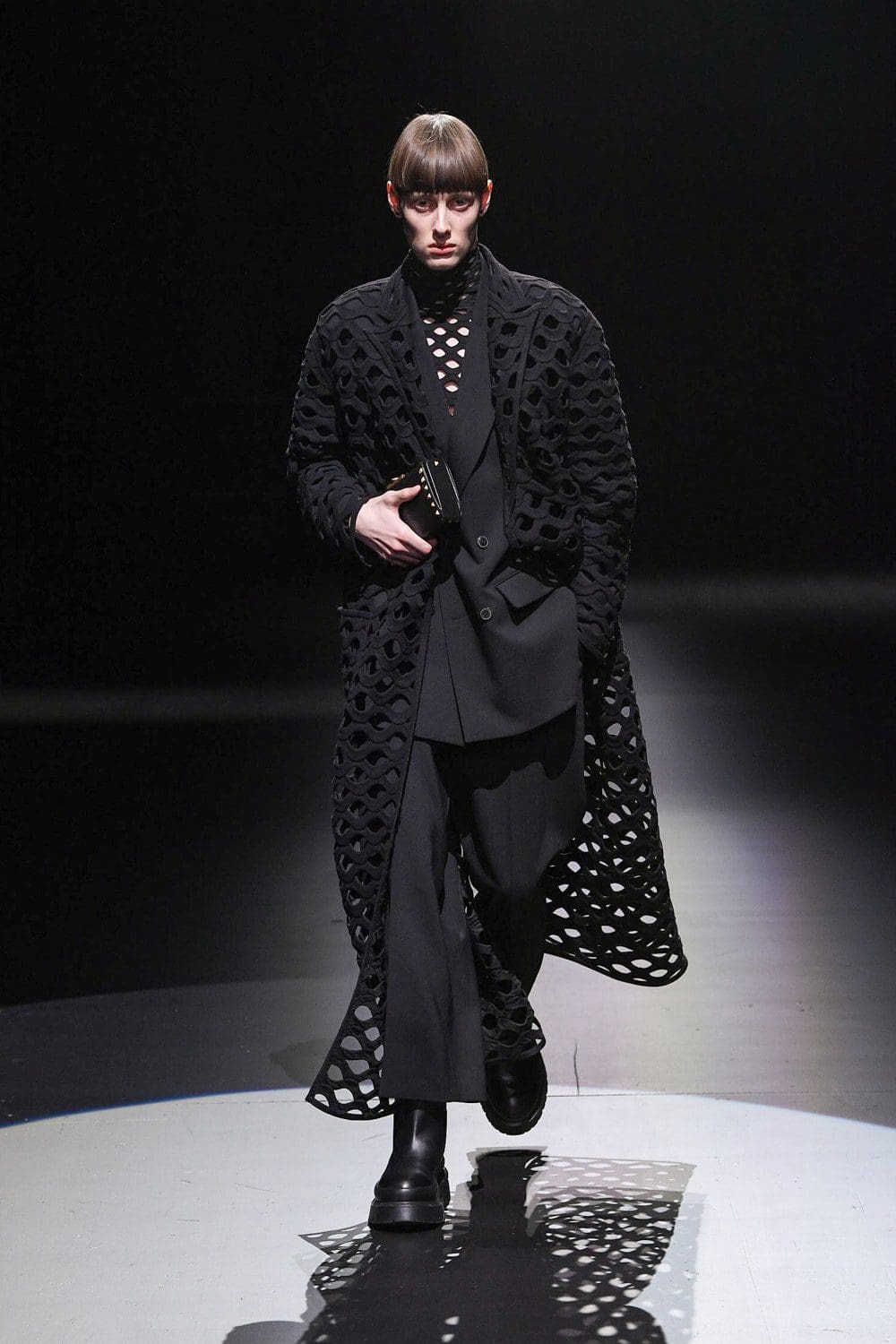 Valentino von Pierpaolo Piccioli Herbst Winter 2021-2022 Mailand. RUNWAY MAGAZIN