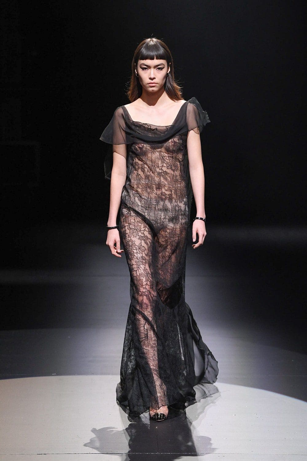 Valentino von Pierpaolo Piccioli Herbst Winter 2021-2022 Mailand. RUNWAY MAGAZIN