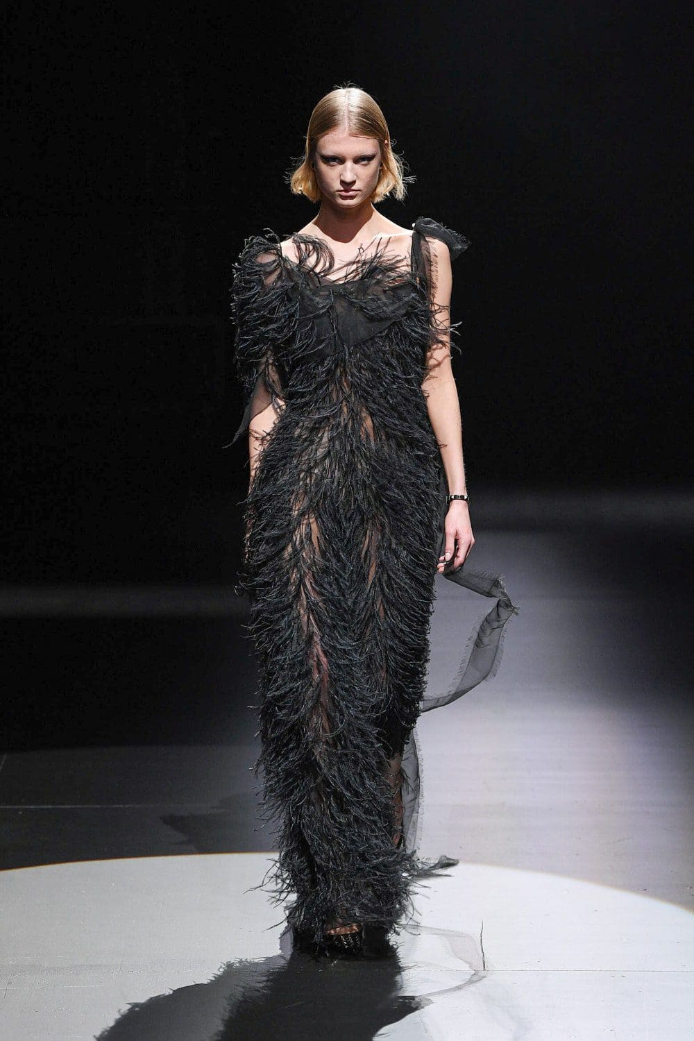 Valentino von Pierpaolo Piccioli Herbst Winter 2021-2022 Mailand. RUNWAY MAGAZIN