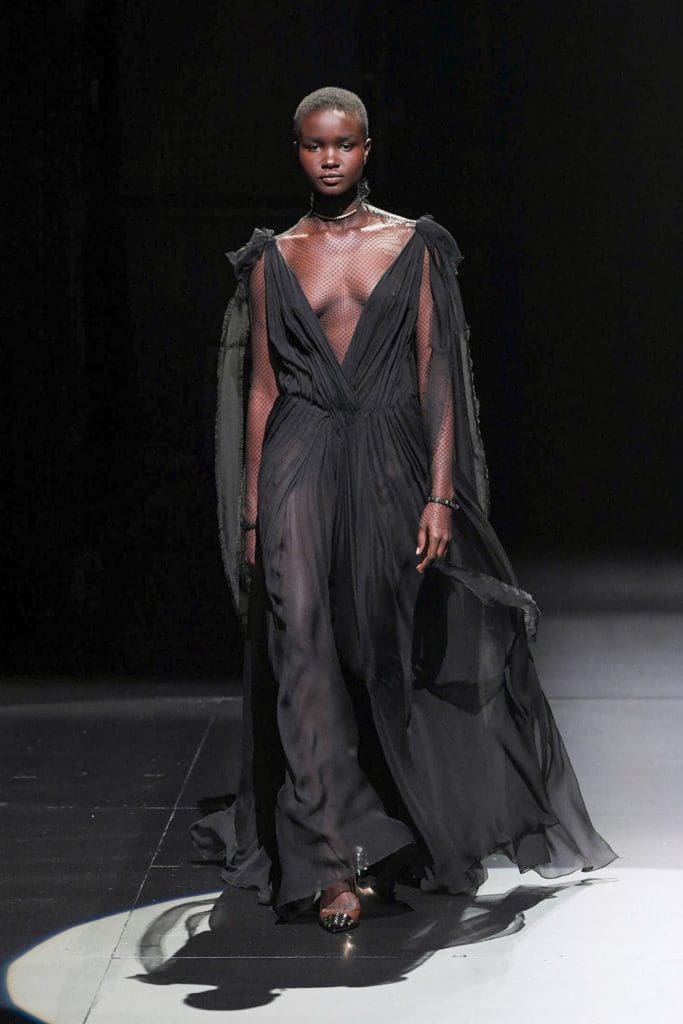Valentino by Pierpaolo Piccioli Fall Winter 2021-2022 Milan. RUNWAY MAGAZINE