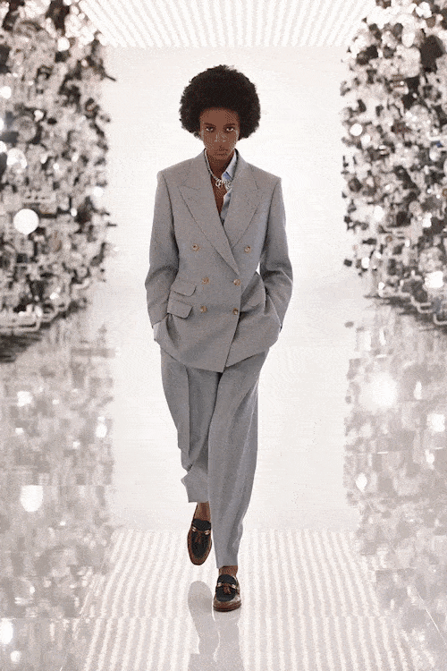 グッチ100周年-2021年から2022年秋まで RUNWAY マガジン