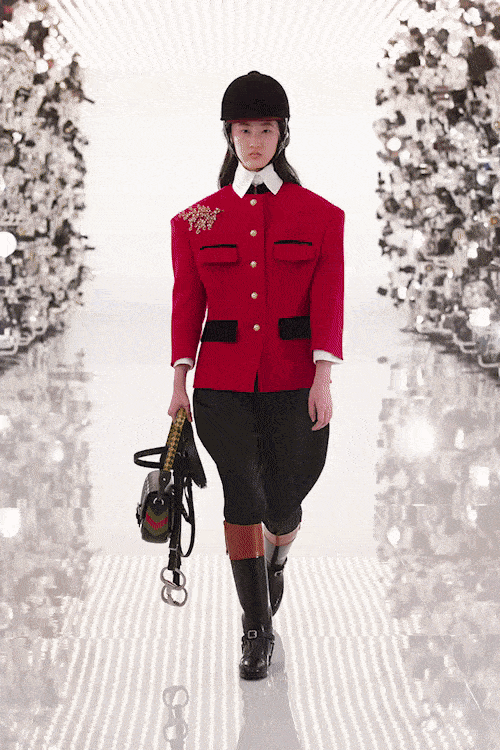 グッチ100周年-2021年から2022年秋まで RUNWAY マガジン