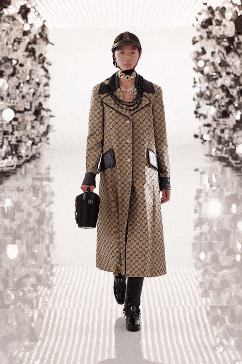 グッチ100周年-2021年から2022年秋まで RUNWAY マガジン
