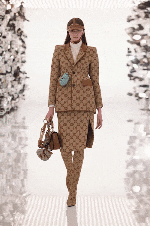 グッチ100周年-2021年から2022年秋まで RUNWAY マガジン
