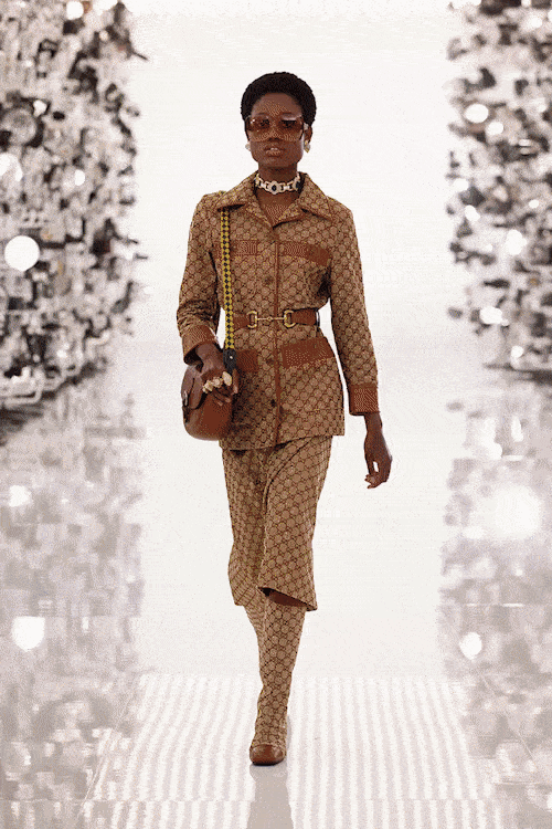 グッチ100周年-2021年から2022年秋まで RUNWAY マガジン