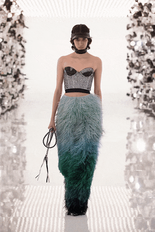グッチ100周年-2021年から2022年秋まで RUNWAY マガジン